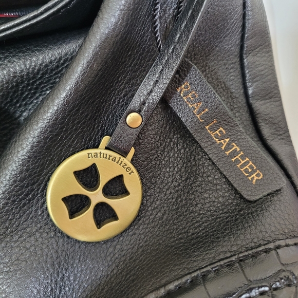 Naturalizer shoulder bag - Picture 14 of 14